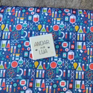 Tecido Medicina Fat Quarters 2 - exclusivo Andar na Lua